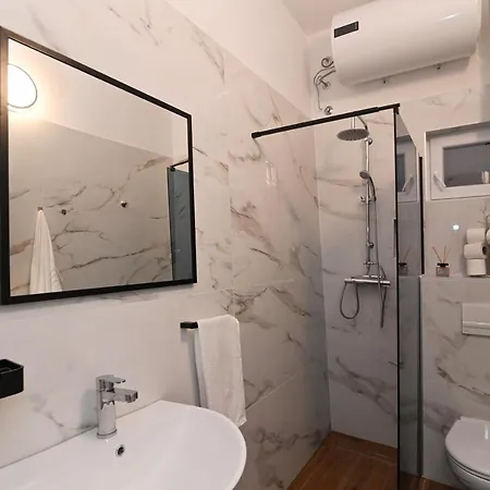 Tyson Apartman * Rijeka