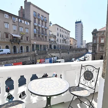 Tyson Apartman Lägenhet Rijeka